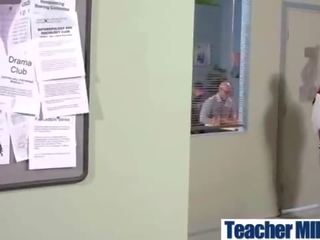 Szex -ban osztály -val szajha nagy melon cicik tanár (noelle easton) video-24