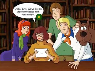 Velma gets spooked 1