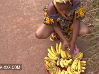 Zwart banaan seller adolescent verleid voor een elite x nominale film