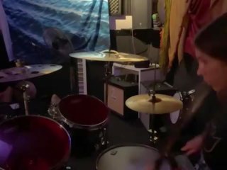 Felicity feline drumming ยาว jam